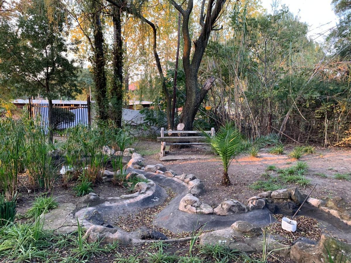 Weeping Willow มิดแรนด์ ภายนอก รูปภาพ